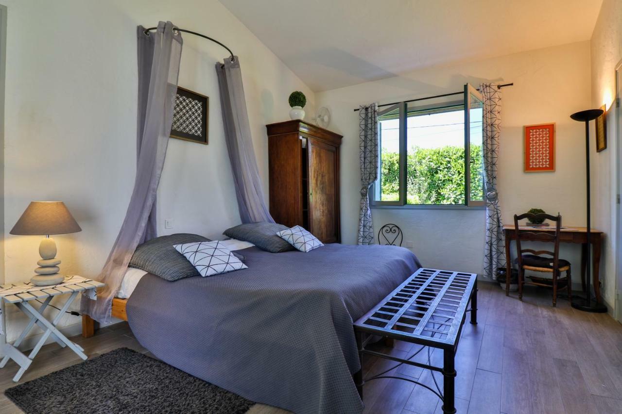 Le Clos De St Paul La Colle-sur-Loup Esterno foto