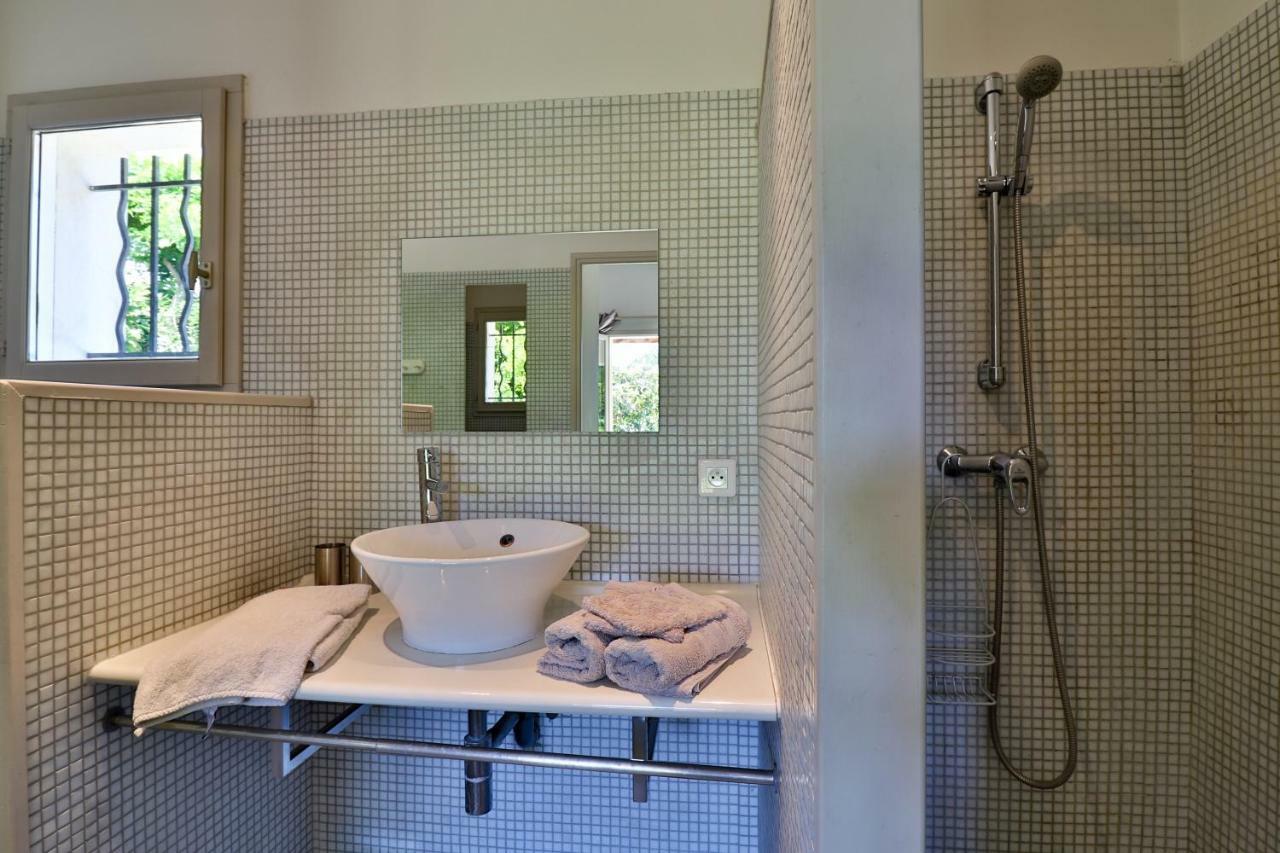 Le Clos De St Paul La Colle-sur-Loup Esterno foto